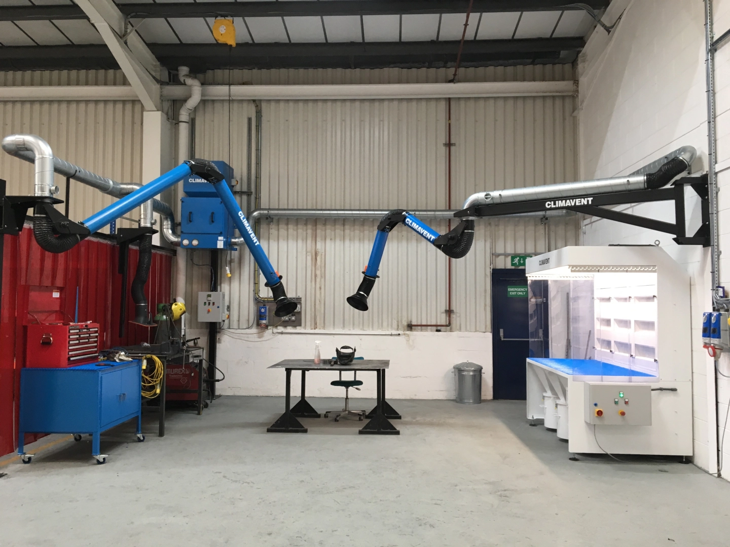 Service boom with a Climavent Extraction arm to extract fume from a welding application